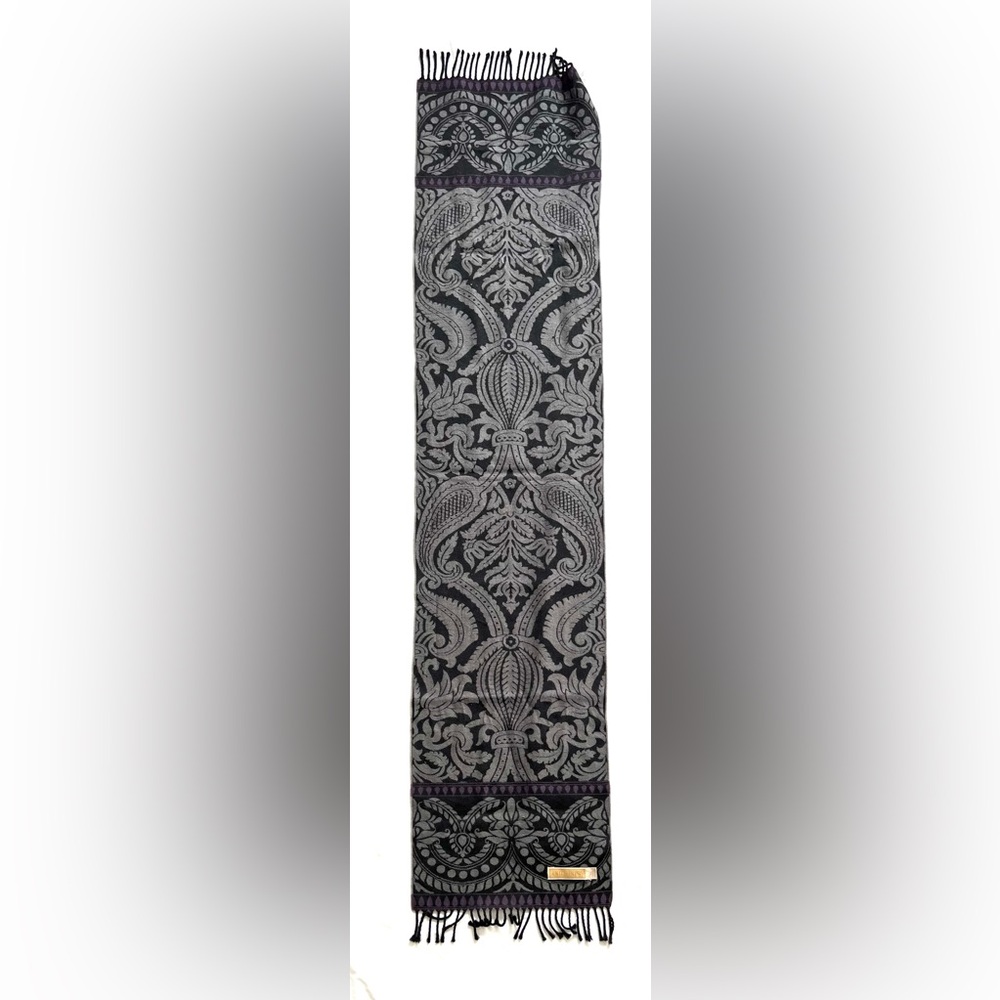 Anichini Made in Italy Elegant Paisley Wool Scarf